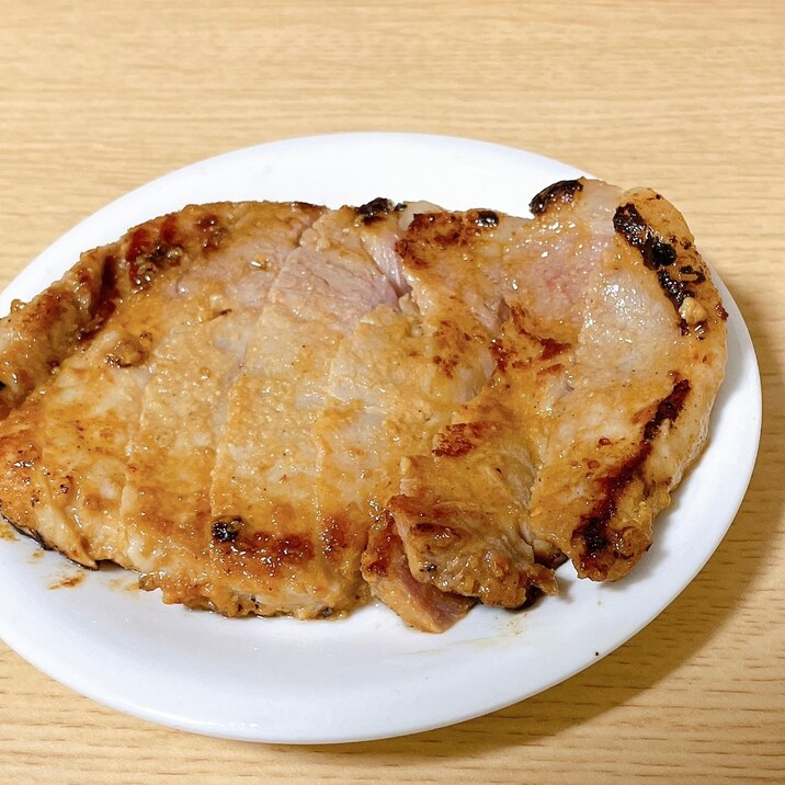 ご飯がすすむ！豚肉のごまみそ漬け